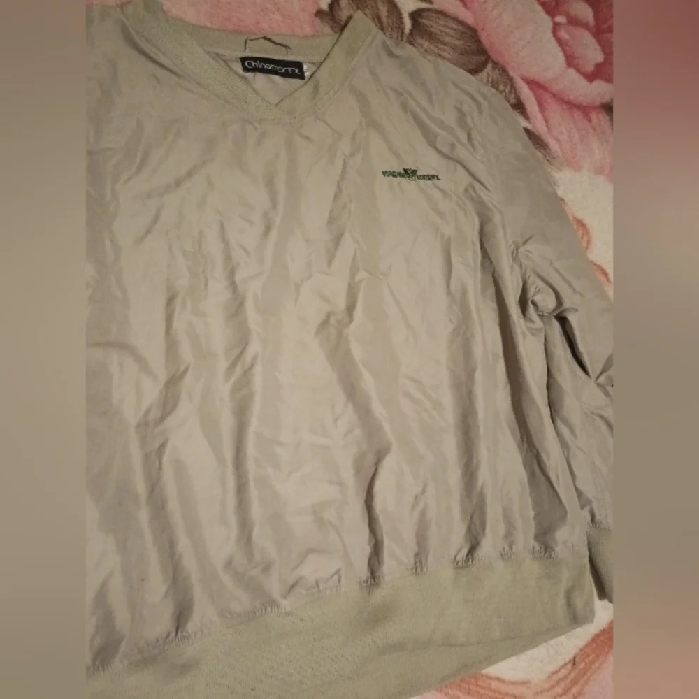 Sweater - Picture 3 of 4